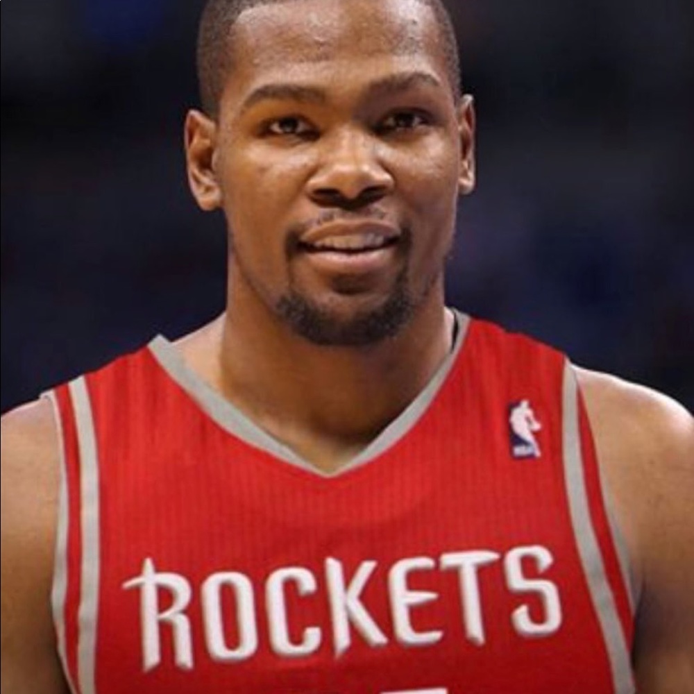 Meet your Posher, Makai